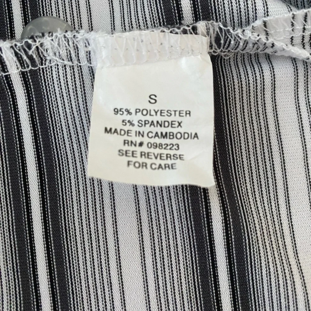 ACADEMY LTD Men's Small Classic Collar Black, Gray and White Striped Polo Shirt